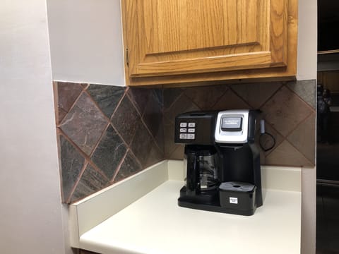 Dual coffee maker