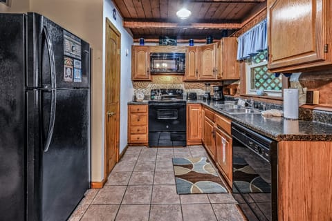 Floor, Indoors, Flooring, Kitchen, Appliance