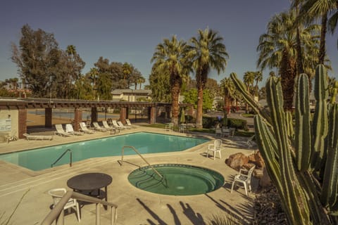 Outdoor pool, a heated pool