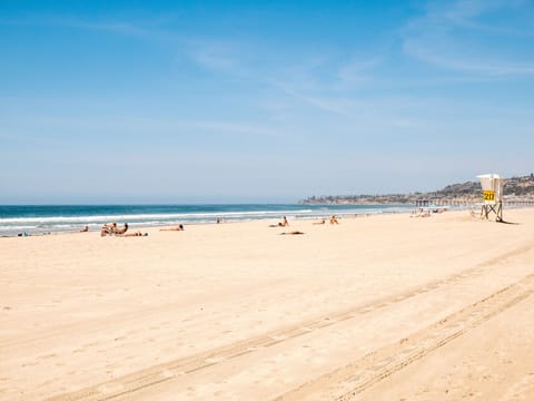 Sun loungers, beach towels