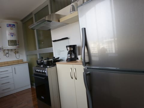 Fridge, microwave, oven, coffee/tea maker