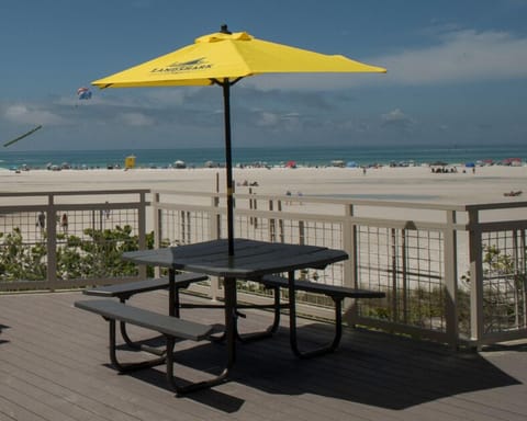 Beach nearby, sun loungers, beach umbrellas, beach towels