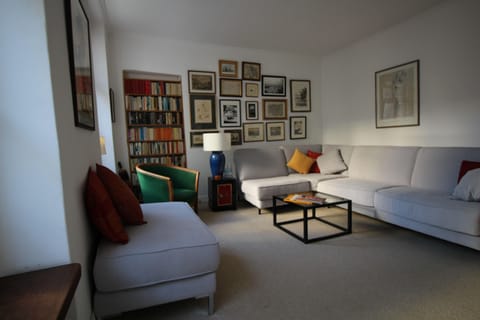 Living area | TV, DVD player, books, stereo