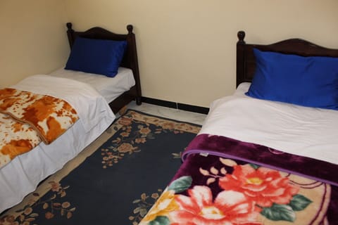 3 bedrooms, in-room safe, WiFi, bed sheets