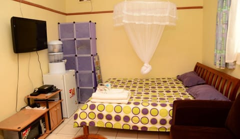 1 bedroom, in-room safe, iron/ironing board, WiFi