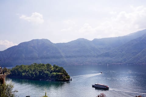 The ferry taking guests to the lsland opposite the home.