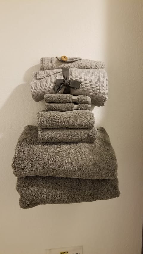 2 full sets of towels, hair wrap and body wrap all Egyptian cotton 