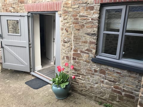 The Snug Entrance hall & Patio
