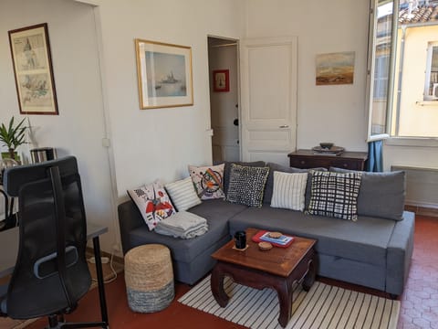 Open plan living room