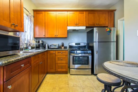 Coffee maker, microwave, kettle, toaster