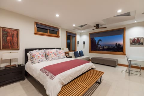 master in modern . 
king bed 

