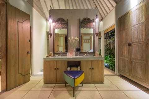 Seminyak Stylish & Modern 3 Bed Villa