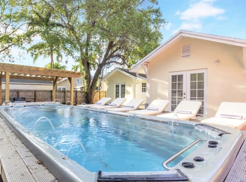 Outdoor pool, a heated pool