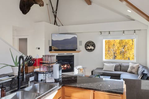 Open concept main floor living