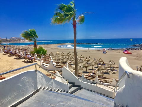 Beach nearby, beach towels