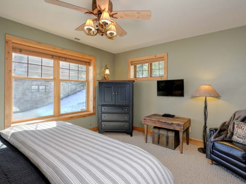 7 Little Shadow Catcher, Lowe Level Bedroom, 2