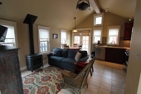 Living/dining/kitchen with gas fireplace