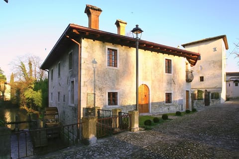 Facade of the rice mill