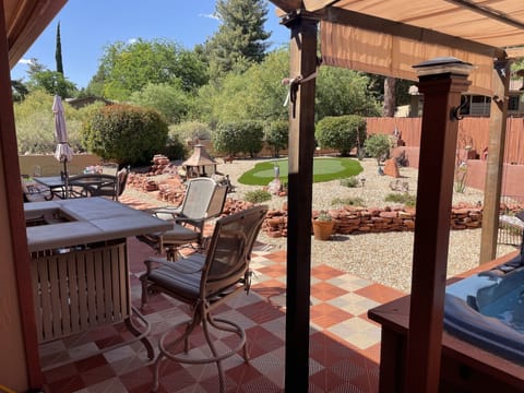 Lots of outdoor activities, including putting green, bocce court and hot tub