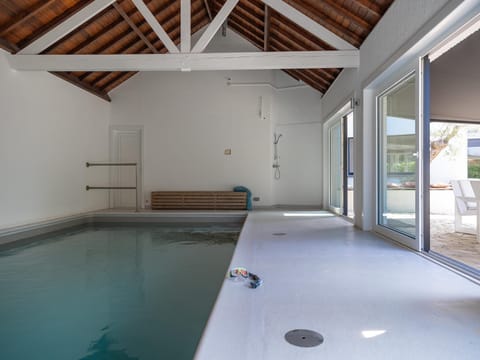 Holiday Home Swimming Pool