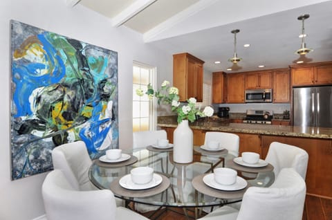 Dining Table Seats Six Comfortable