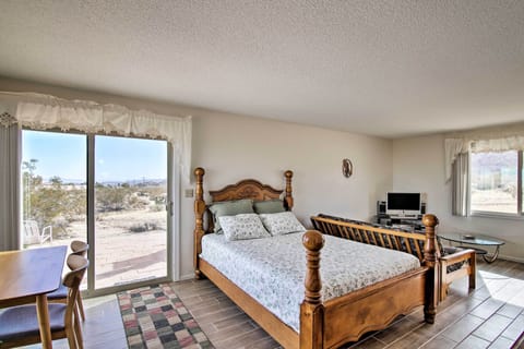 The casita is perfect for adventurous friends or family!