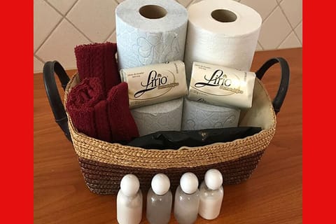 Bathroom amenities