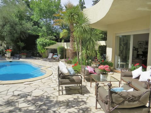 pool and sunny seating