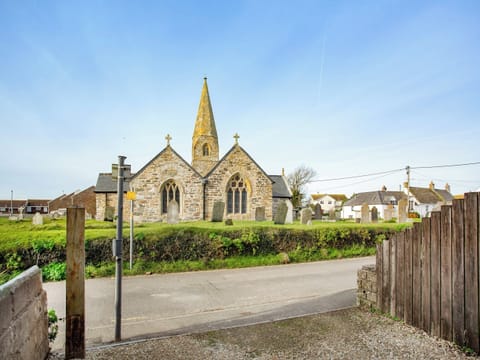 Surrounding area | Candles Cottage, Cubert, near Newquay