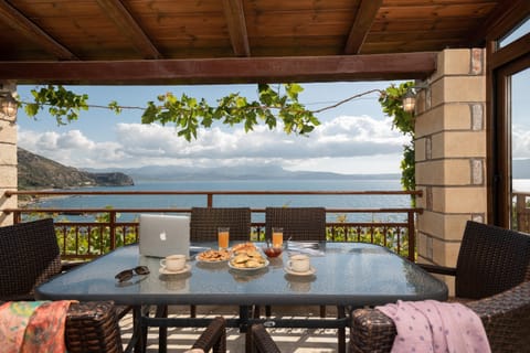 Relax and enjoy the magnificent sea view