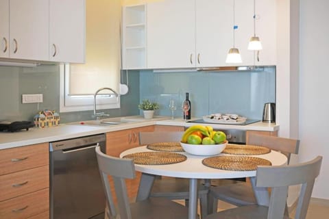 Sonja 3 apartment,pool,Beachfront,Chania, kitchen