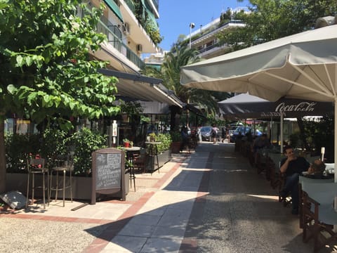 coffee shops on the square