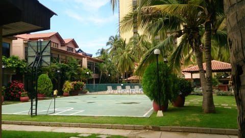 Sport court