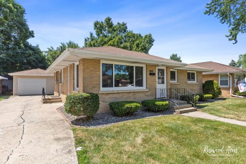 3 bedroom all brick home with 1 car garage and fenced in back yard