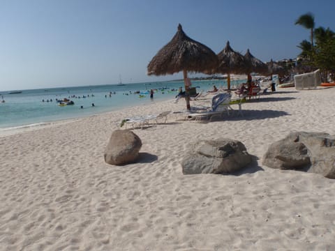 Beach nearby, sun loungers, beach towels