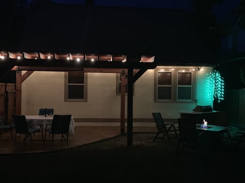Private Patio Area with Fire-pit 