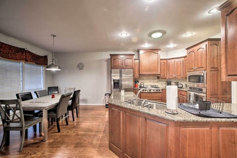 Kitchen | Fully Equipped