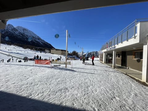 Snow and ski sports