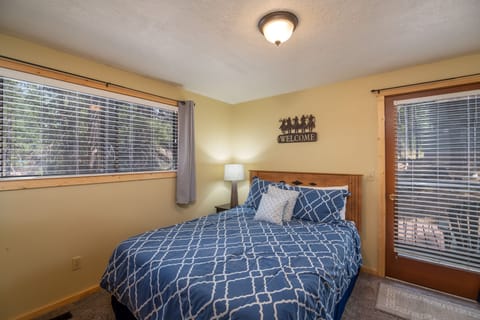 Queen bedroom (back)