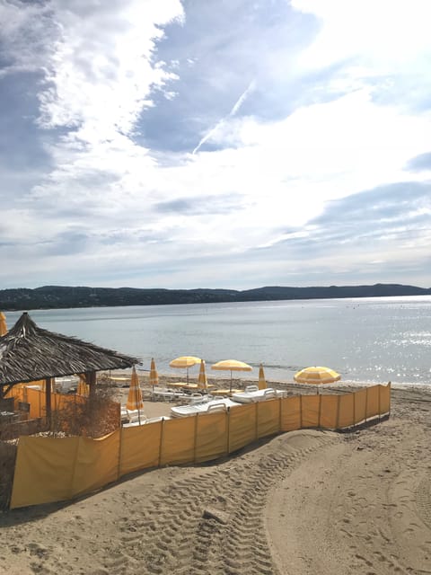 Beach nearby, sun loungers