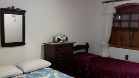 3 bedrooms, iron/ironing board, free WiFi