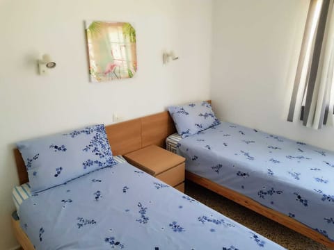 2 bedrooms, in-room safe, iron/ironing board, WiFi