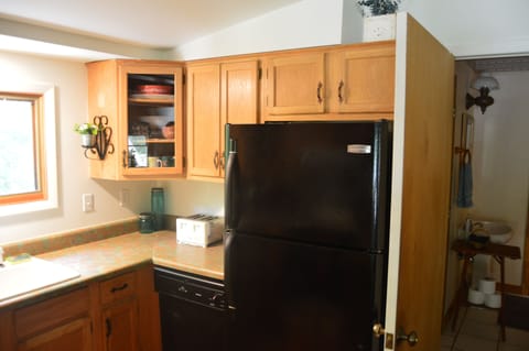 Kitchen with plenty of cabinet space