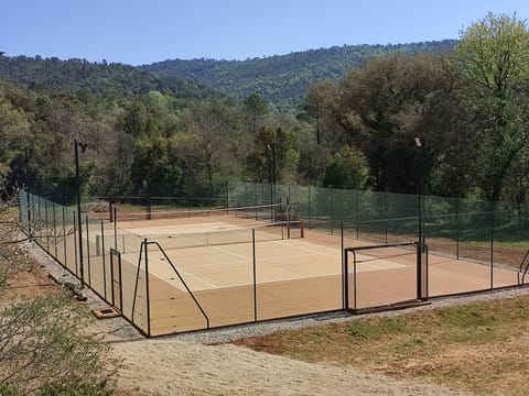 Sport court