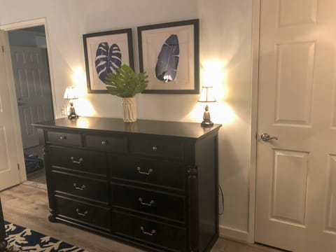 I Love Art and this Master Suite