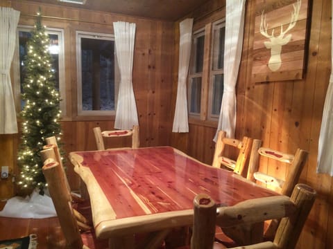 Historic 1922 Cabin with Modern Amenities