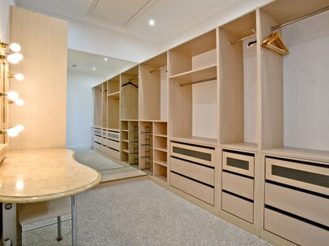 Master bedroom Walk in Wardrobe | Riviera Mansion, Torquay