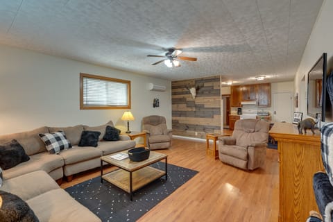 Medora Vacation Rental Condo | 2BR | 1BA | 1,200 Sq Ft | Stairs Required
