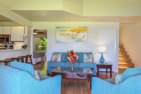 Located on the second floor, extraordinary views from the lanai. - Located on the second floor, extraordinary views from the lanai.