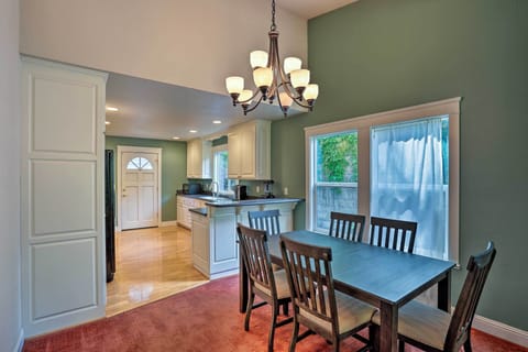 Dining Space | Dishware/Flatware